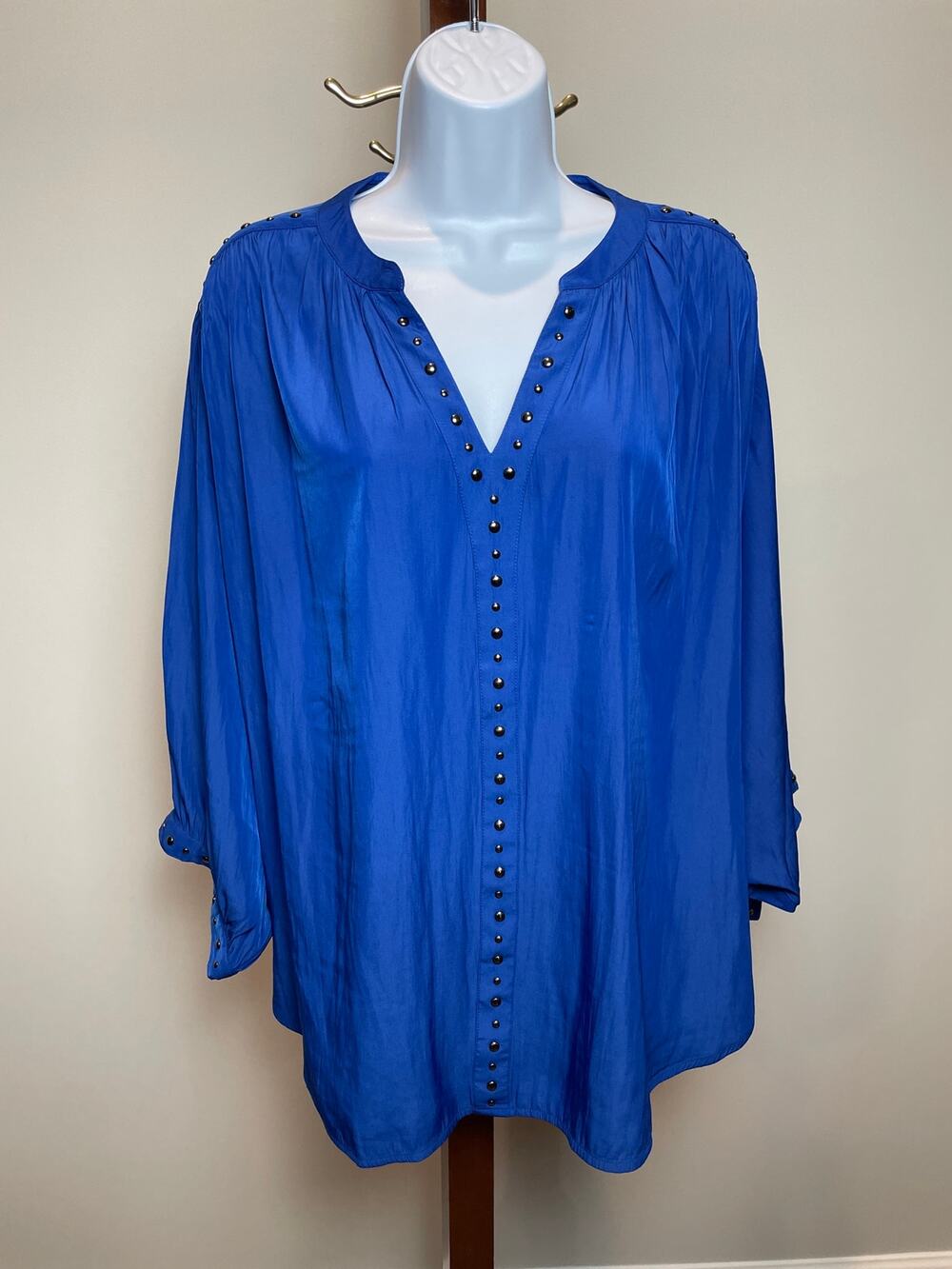 Chico’s Bright Blue Beaded Dolman Sleeve Poncho Blouse Size 3 (US Size 16)
